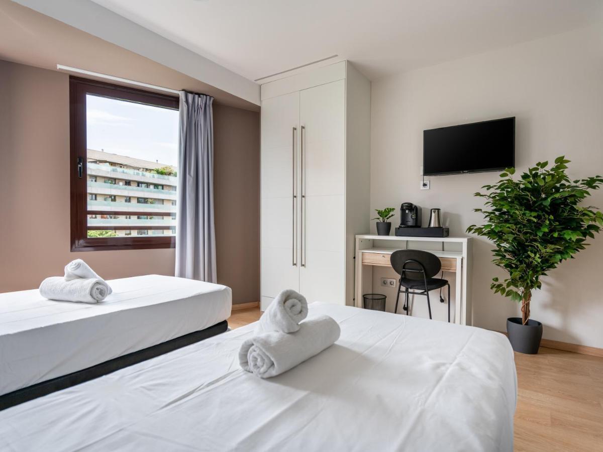 Limehome Barcelona Carrer De Fontcoberta - Digital Access Exterior photo